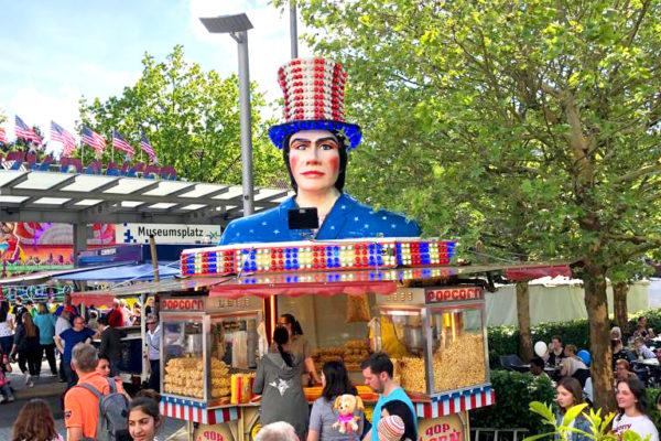 Popcorn_Stand_Vorderansicht_hoch