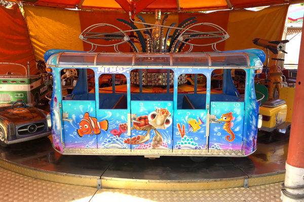 Zauberland_Karussel_Wagon